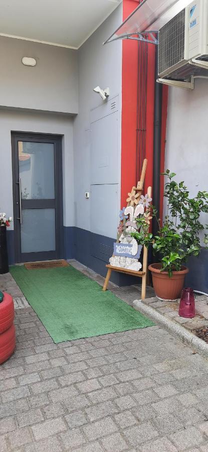 La Casa Di Emma Bed & Breakfast Rozzano Exterior foto